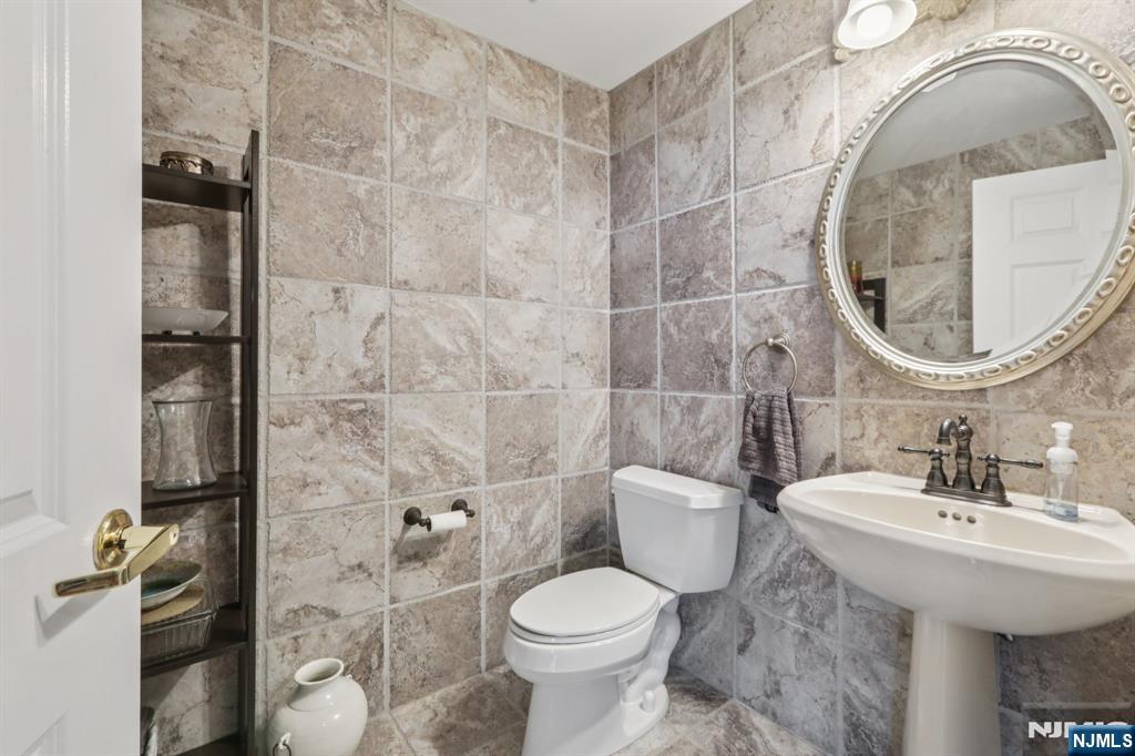 100 Old Palisade Road 3205