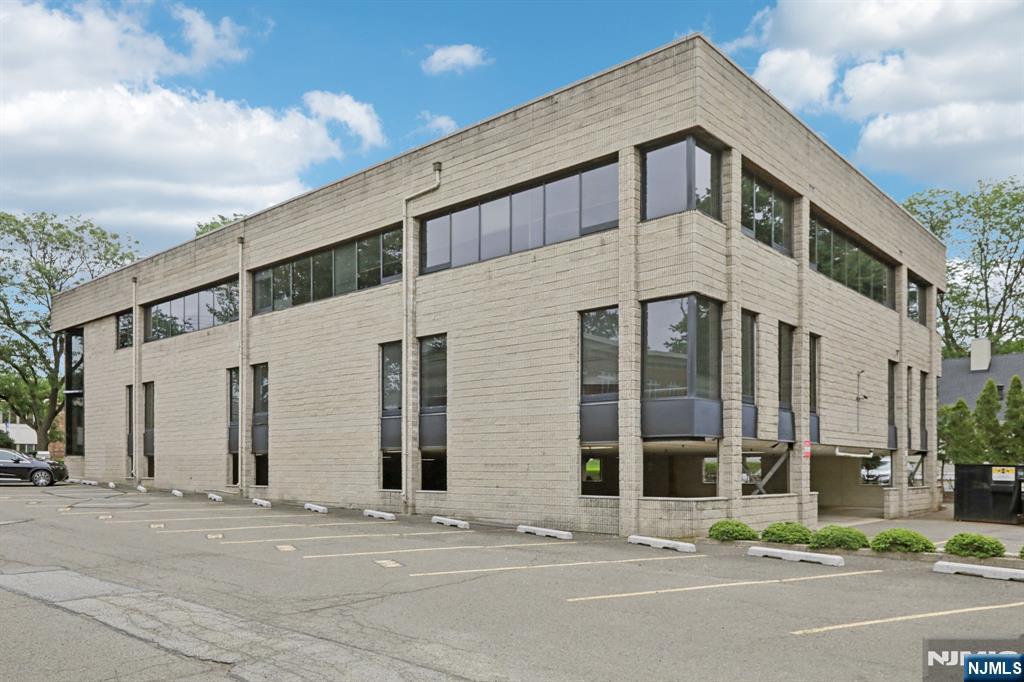 100 Union Avenue