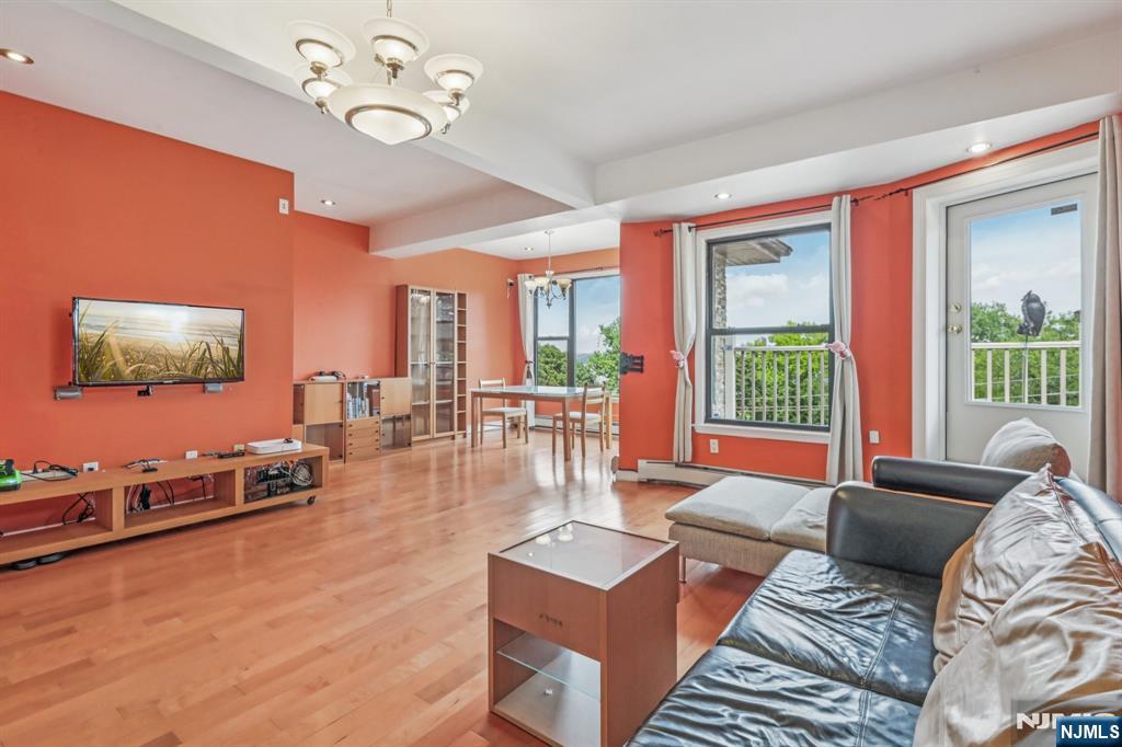 32 Hudson Terrace