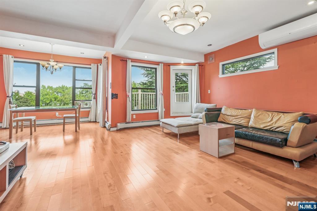 32 Hudson Terrace