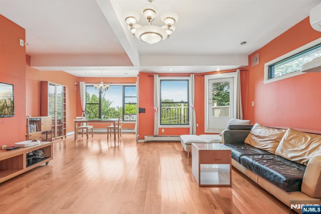 32 Hudson Terrace