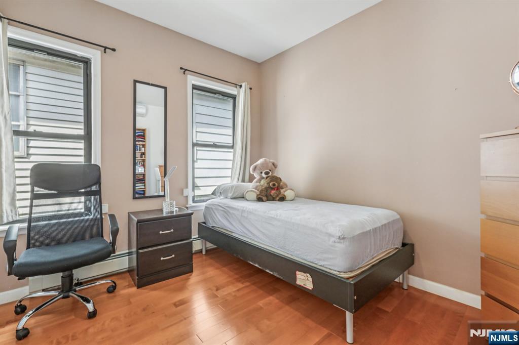 32 Hudson Terrace