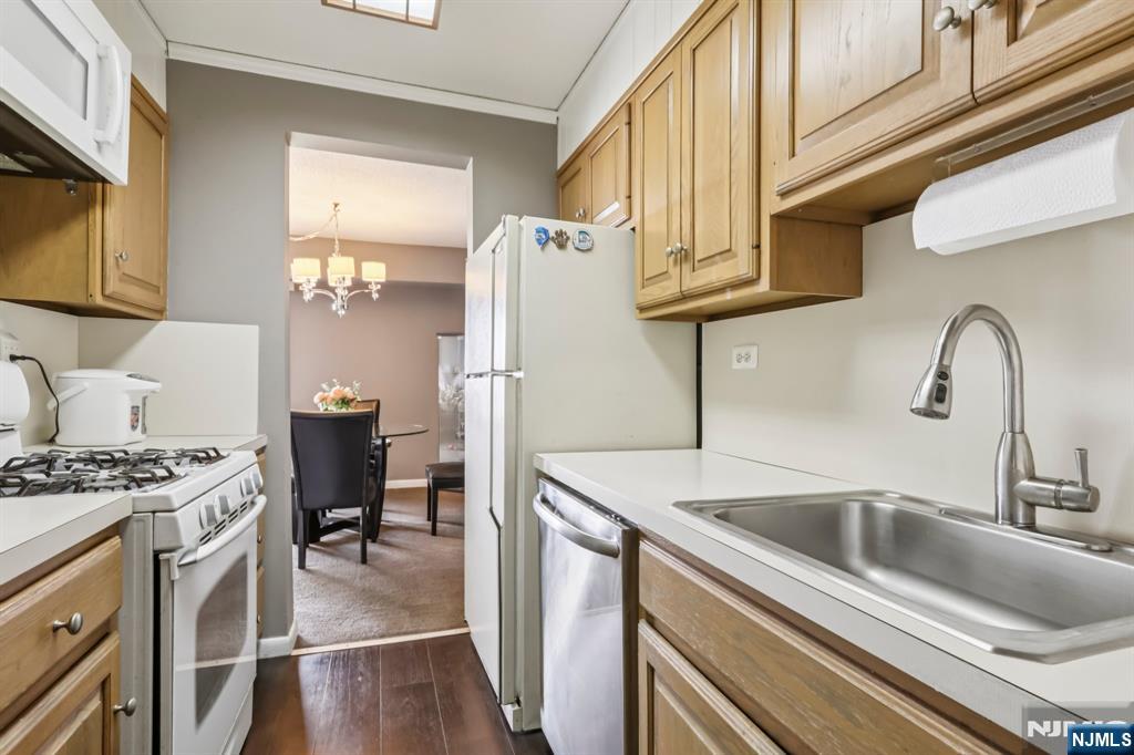 150 Overlook Avenue 9C