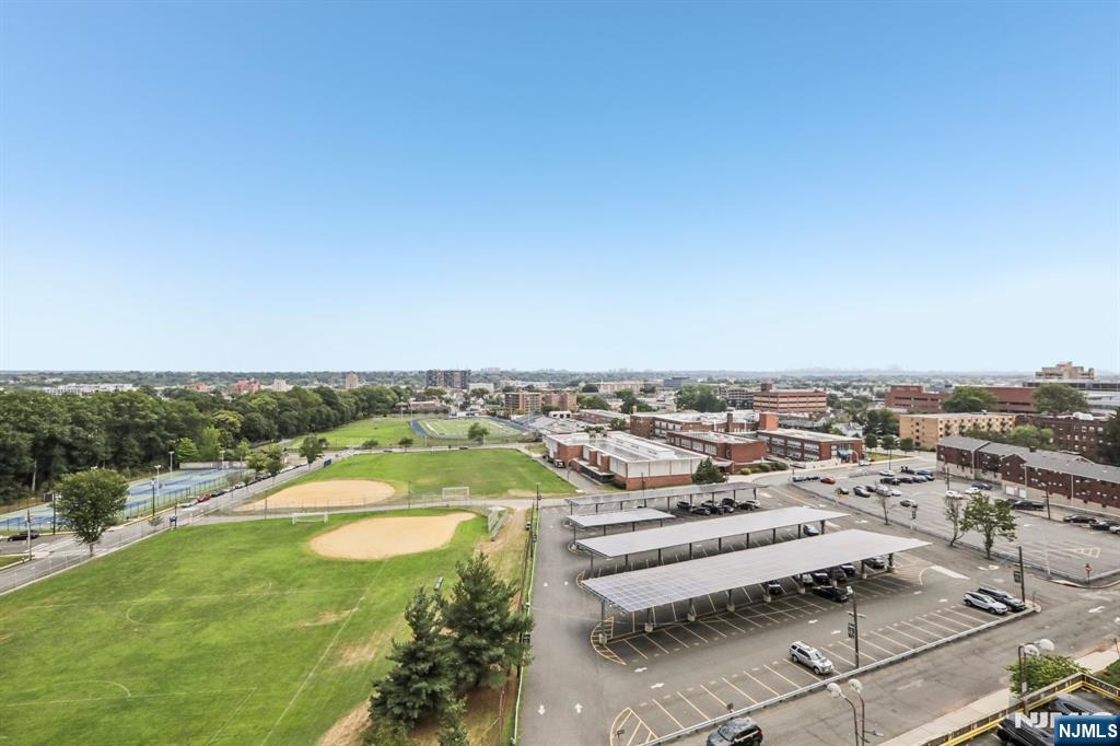 150 Overlook Avenue 9C