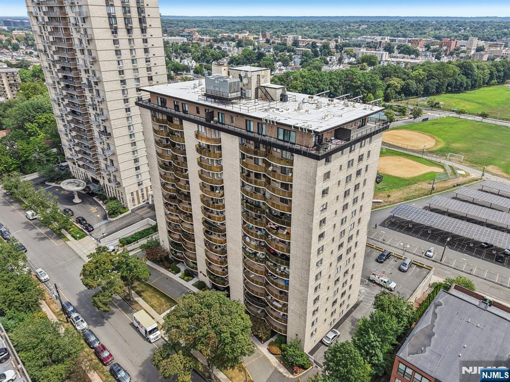 150 Overlook Avenue 9C