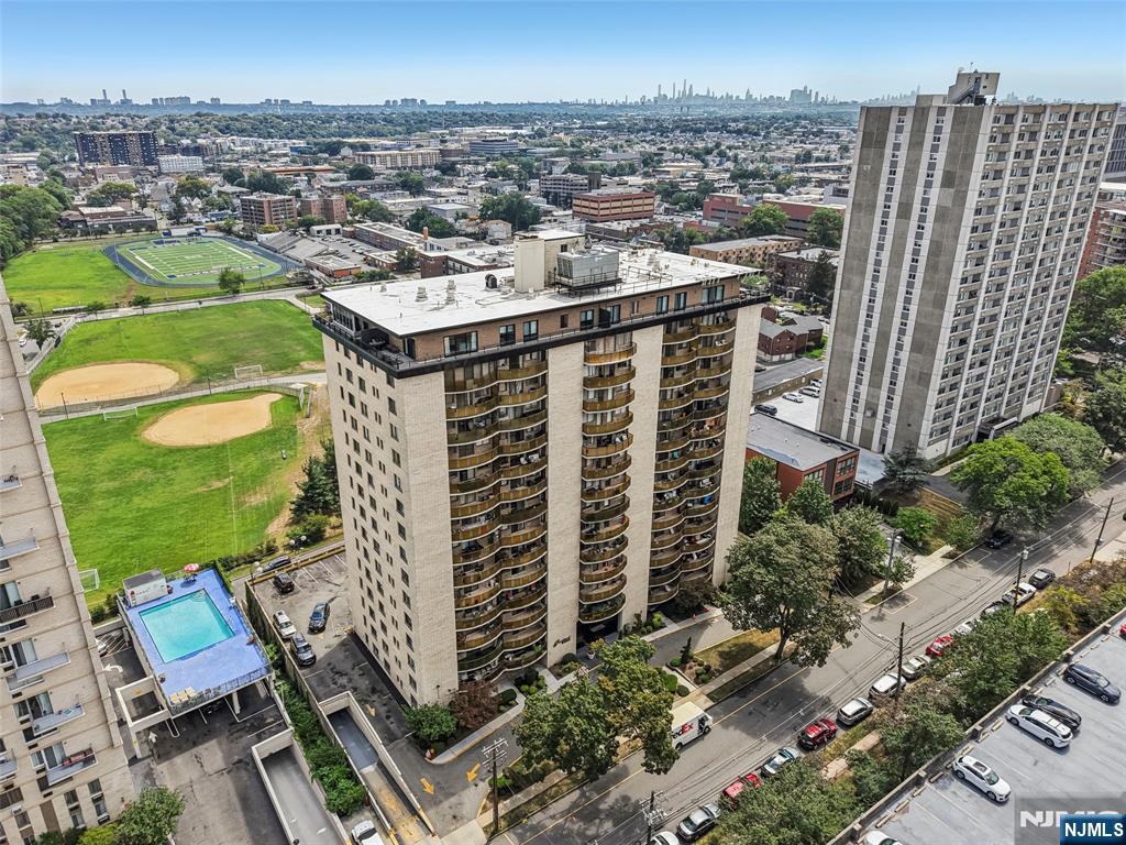 150 Overlook Avenue 9C