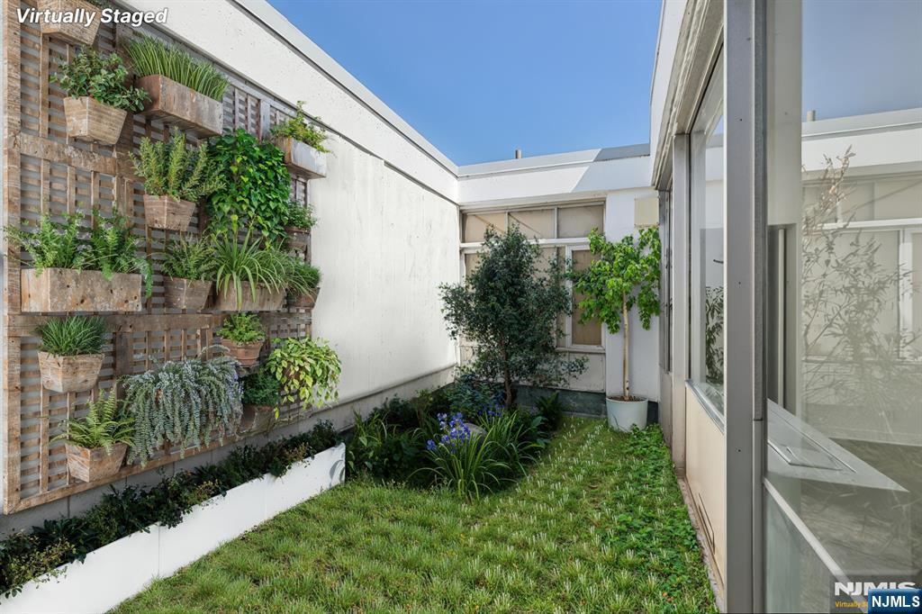 1 Horizon Street PH 1