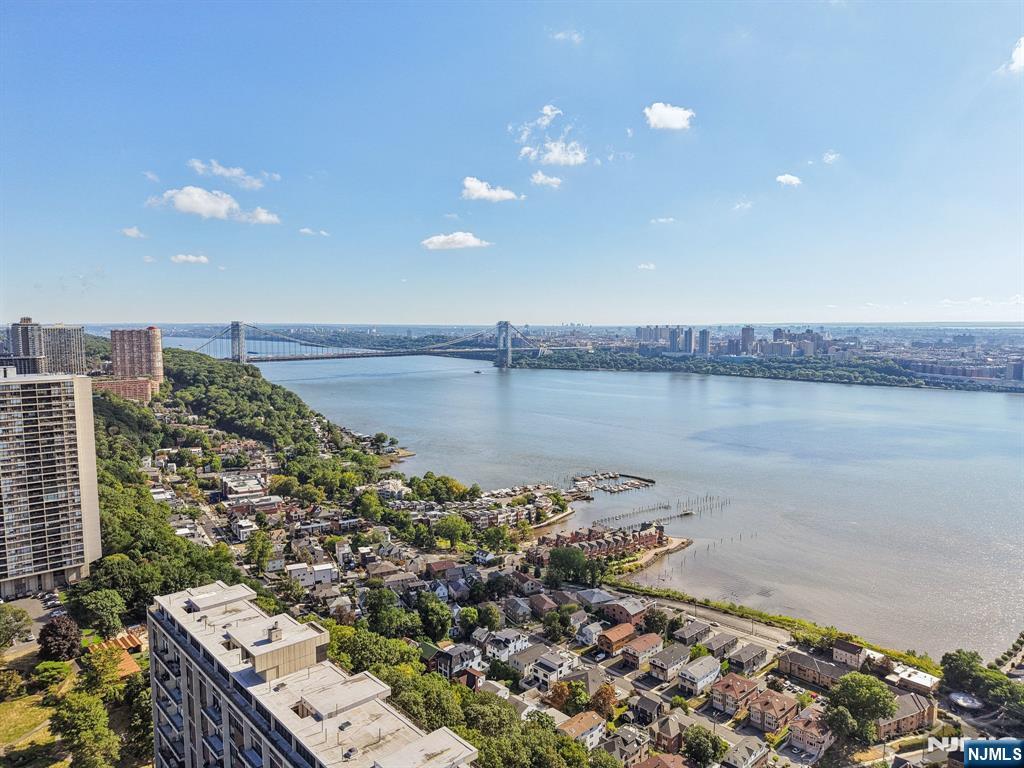 1 Horizon Street PH 1