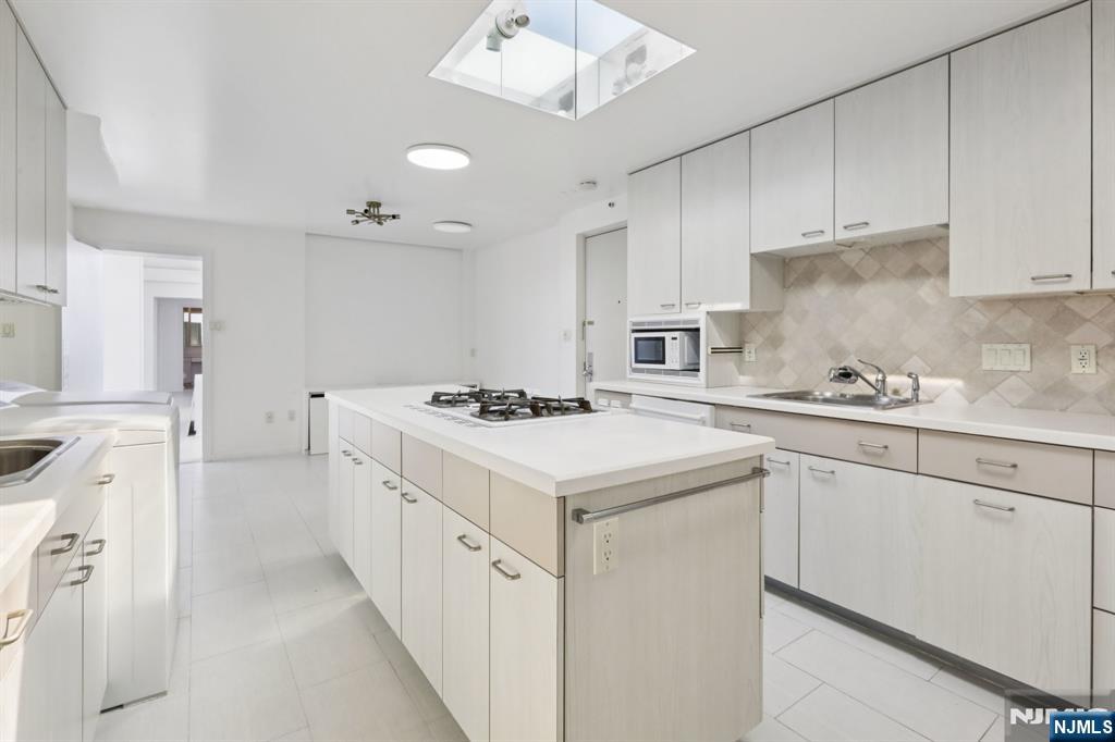 1 Horizon Street PH 1