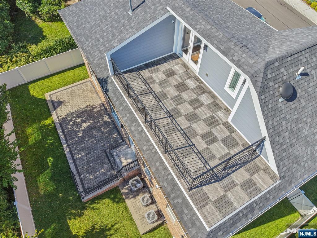 30 Cortland Place