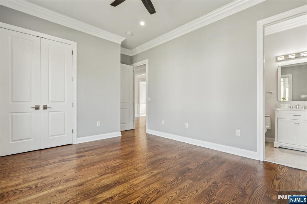 30 Cortland Place