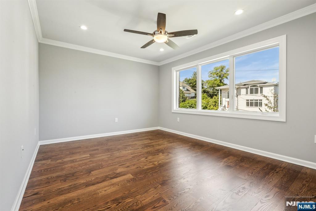 30 Cortland Place