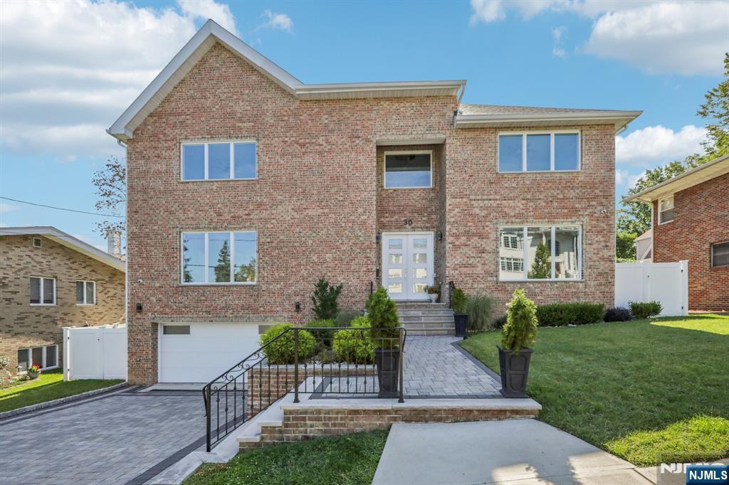 30 Cortland Place