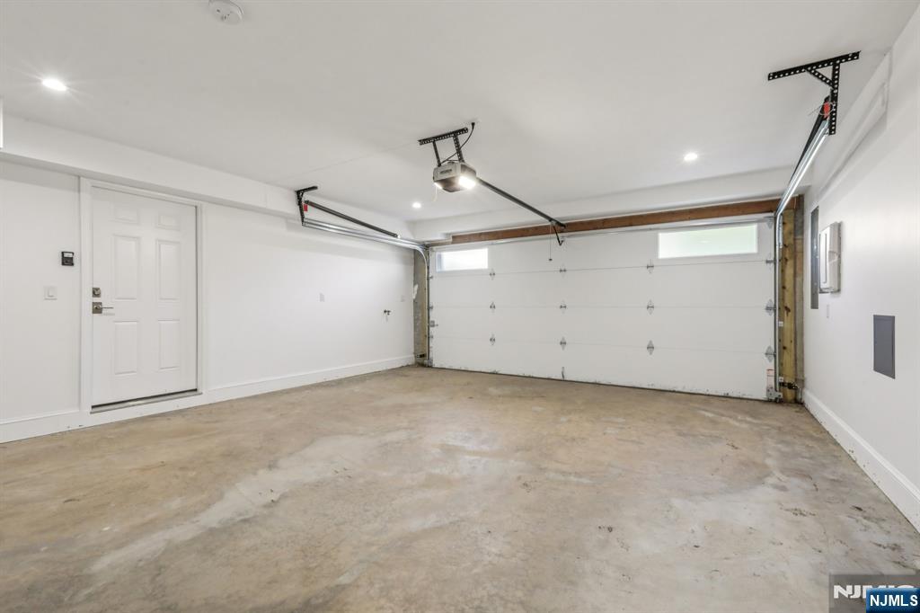 30 Cortland Place
