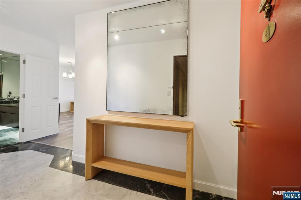 900 Palisade Avenue 4J