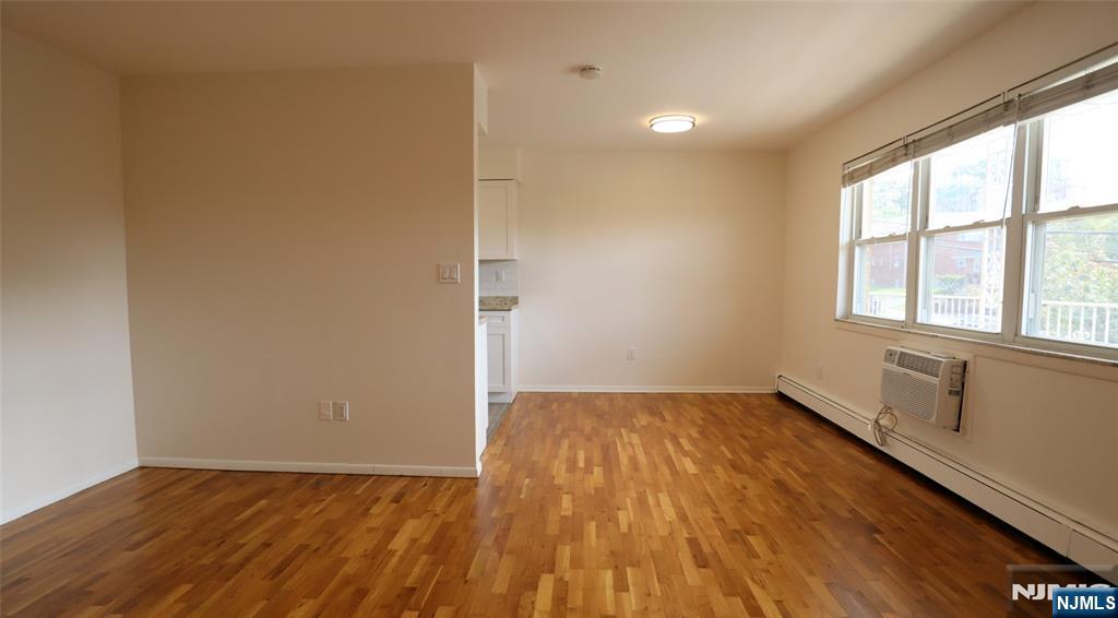 87 W Central Boulevard 3