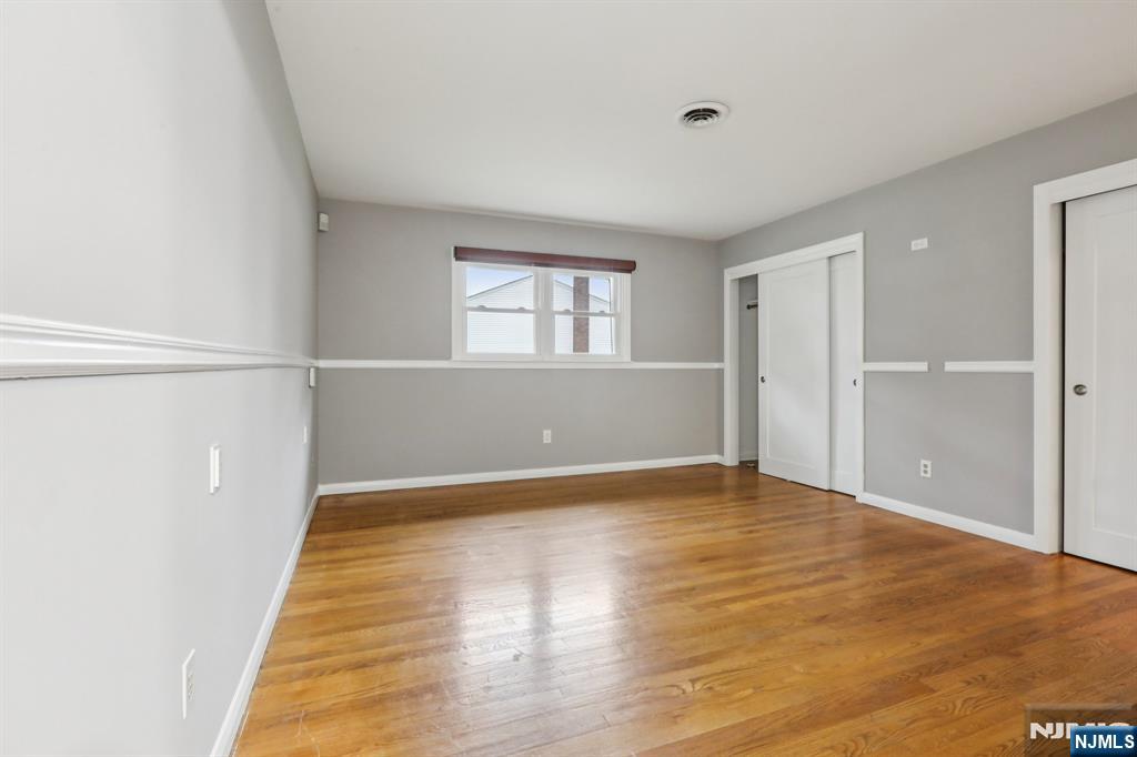676 Kingsbridge Lane