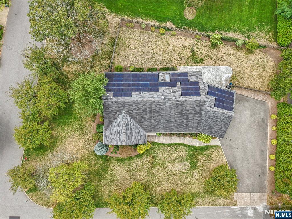 676 Kingsbridge Lane
