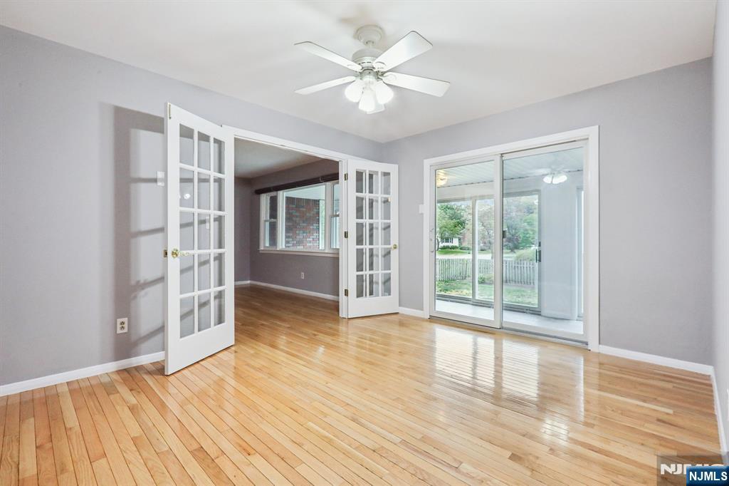 676 Kingsbridge Lane