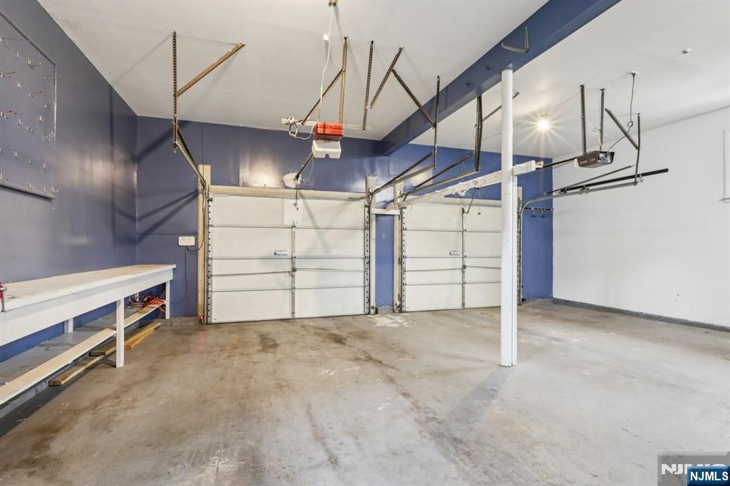 676 Kingsbridge Lane