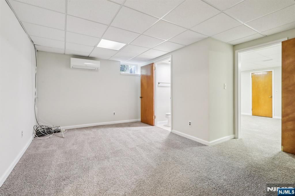 676 Kingsbridge Lane