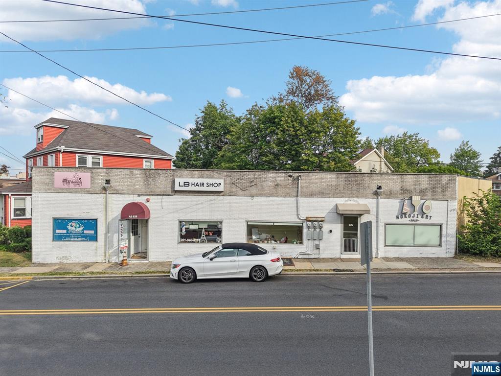 825 State Highway