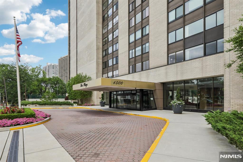 1500 Palisade Avenue 27C