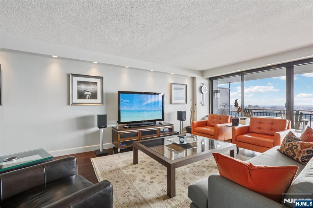 1500 Palisade Avenue 27C