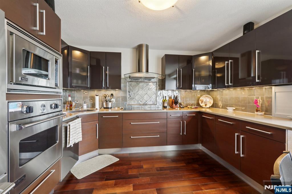 1500 Palisade Avenue 27C