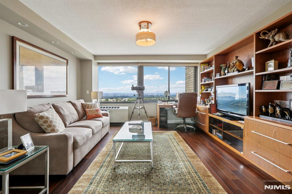 1500 Palisade Avenue 27C