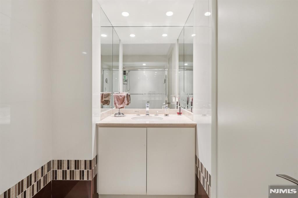 1500 Palisade Avenue 27C