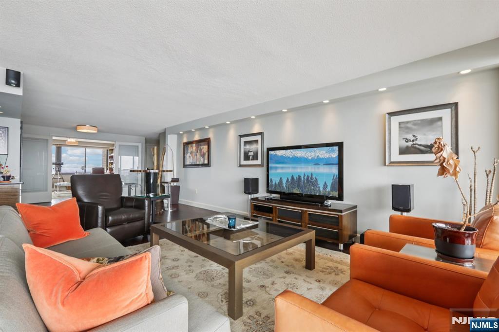 1500 Palisade Avenue 27C