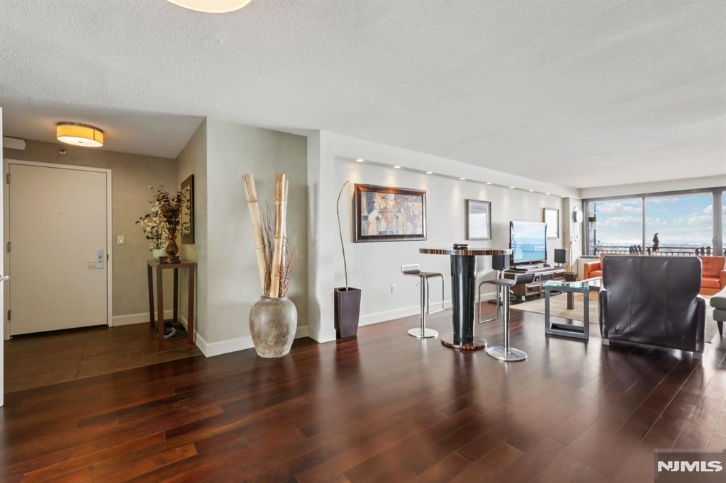 1500 Palisade Avenue 27C