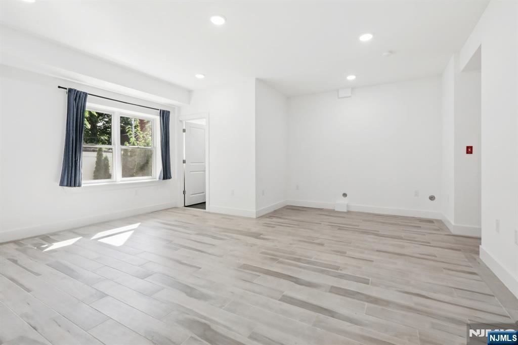 131 Zabriskie Street 1