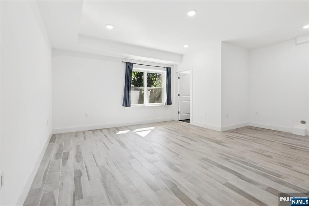 131 Zabriskie Street 1