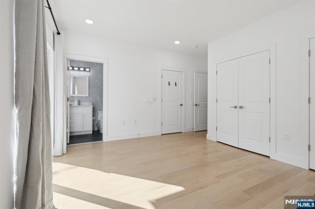 131 Zabriskie Street 1