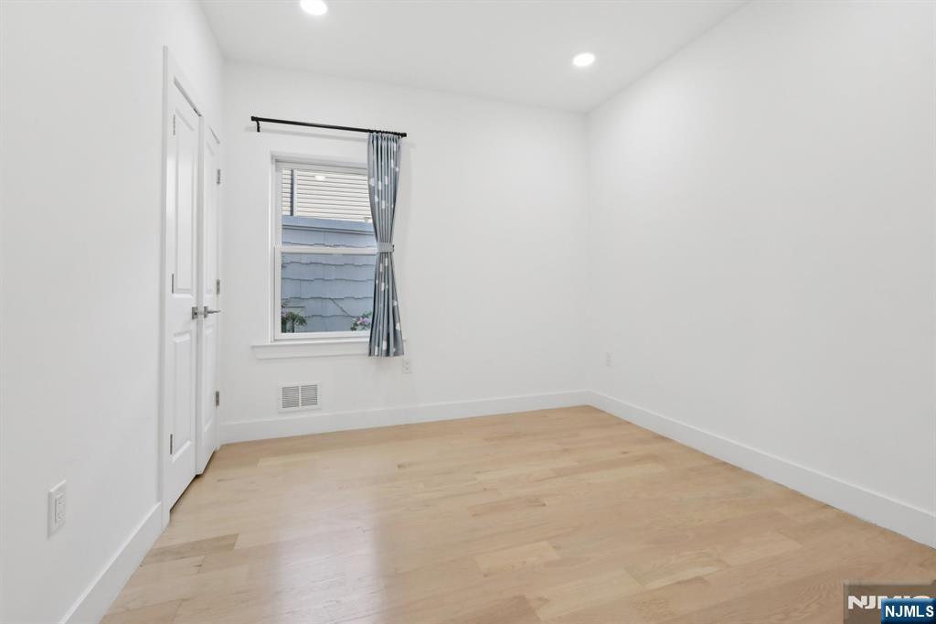 131 Zabriskie Street 1