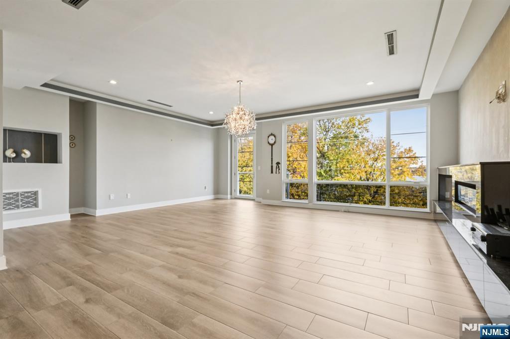 26 Hudson Terrace