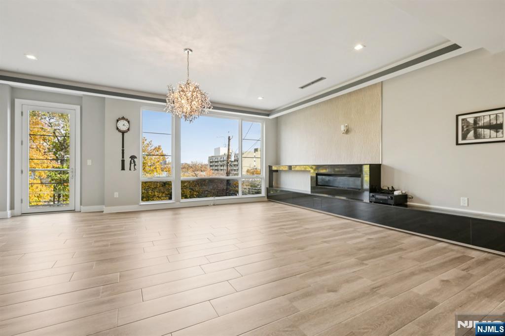 26 Hudson Terrace