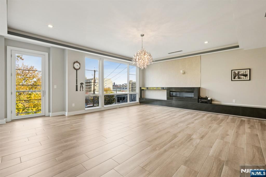 26 Hudson Terrace