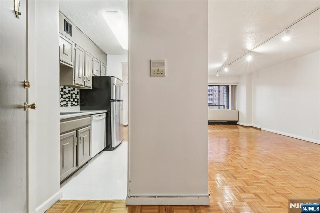 150 Overlook Avenue 6H