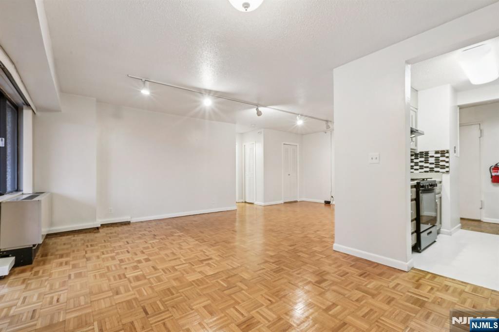 150 Overlook Avenue 6H