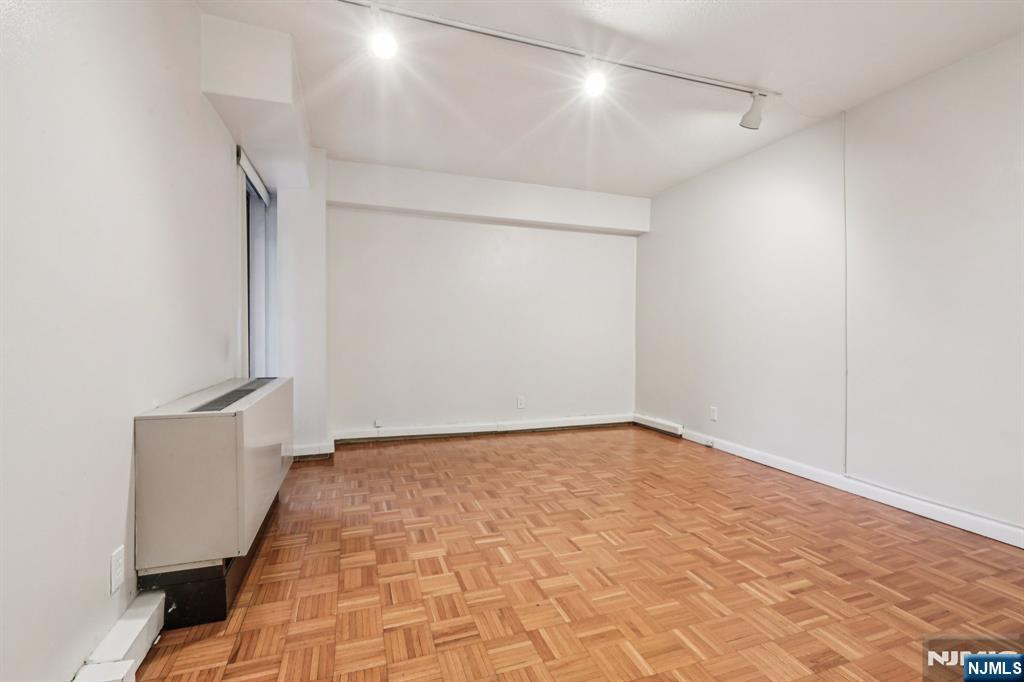 150 Overlook Avenue 6H