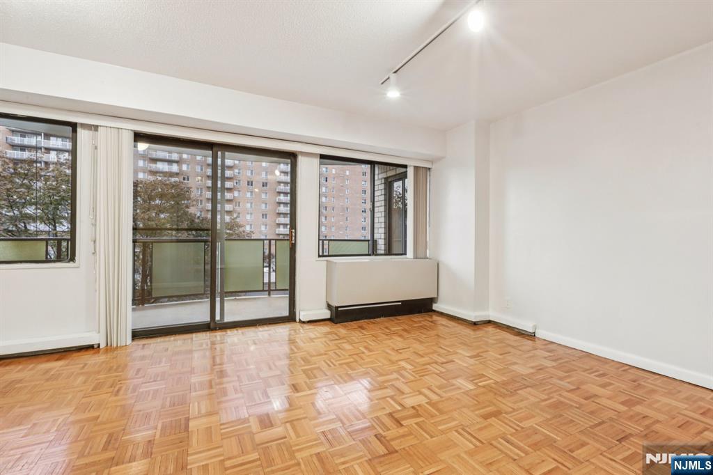 150 Overlook Avenue 6H