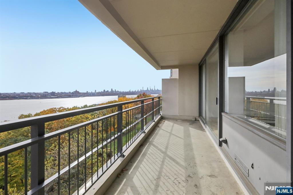 4 Horizon Road 627