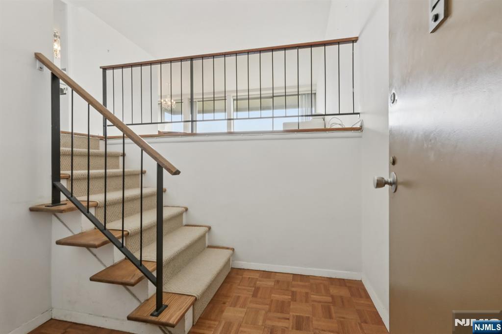 4 Horizon Road 627