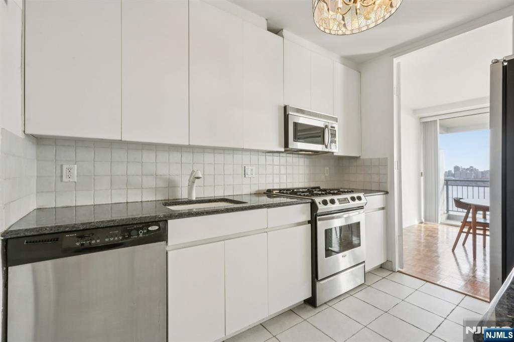4 Horizon Road 627