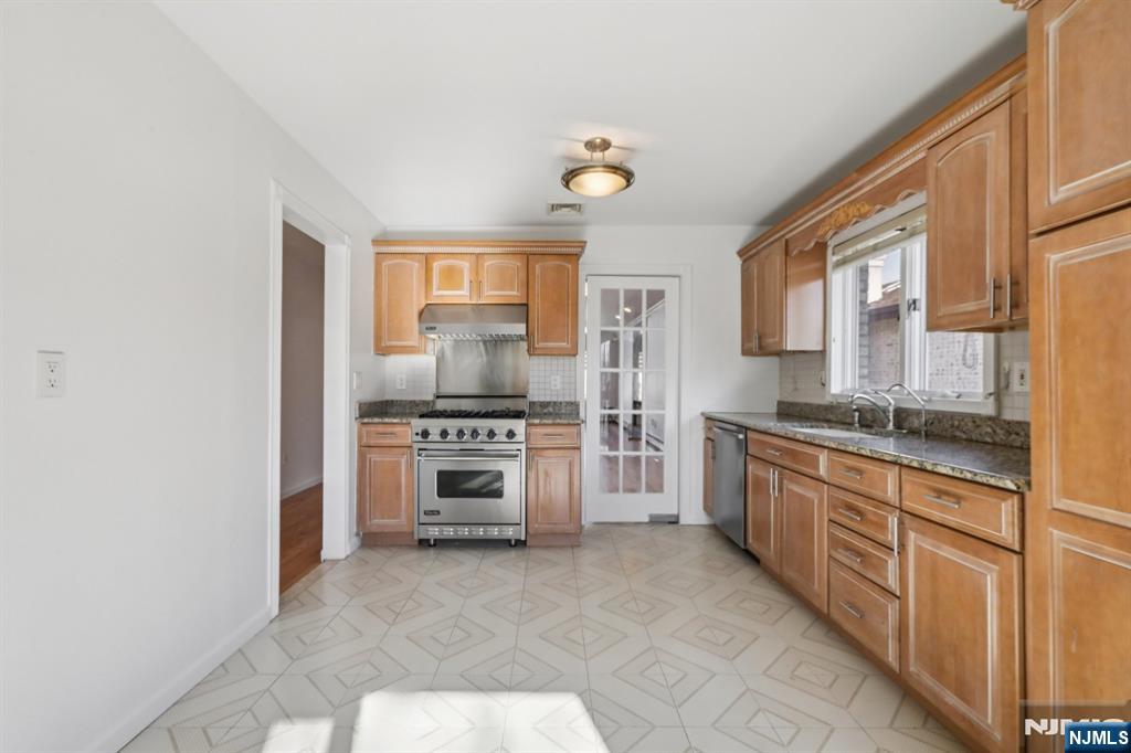 336 Columbia Avenue