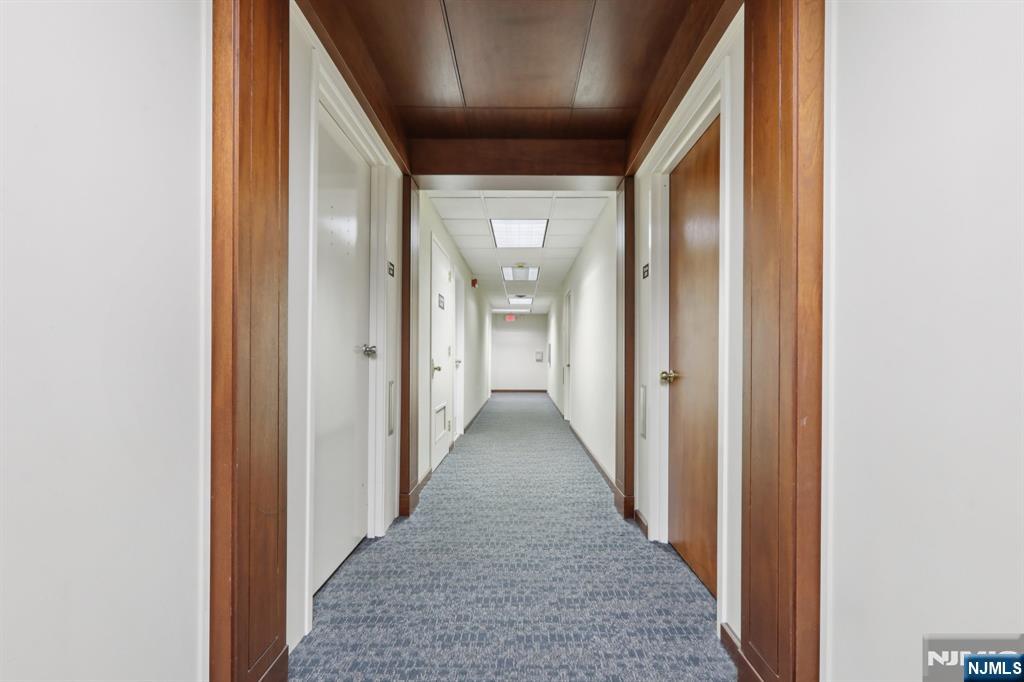 100 Union Avenue 250