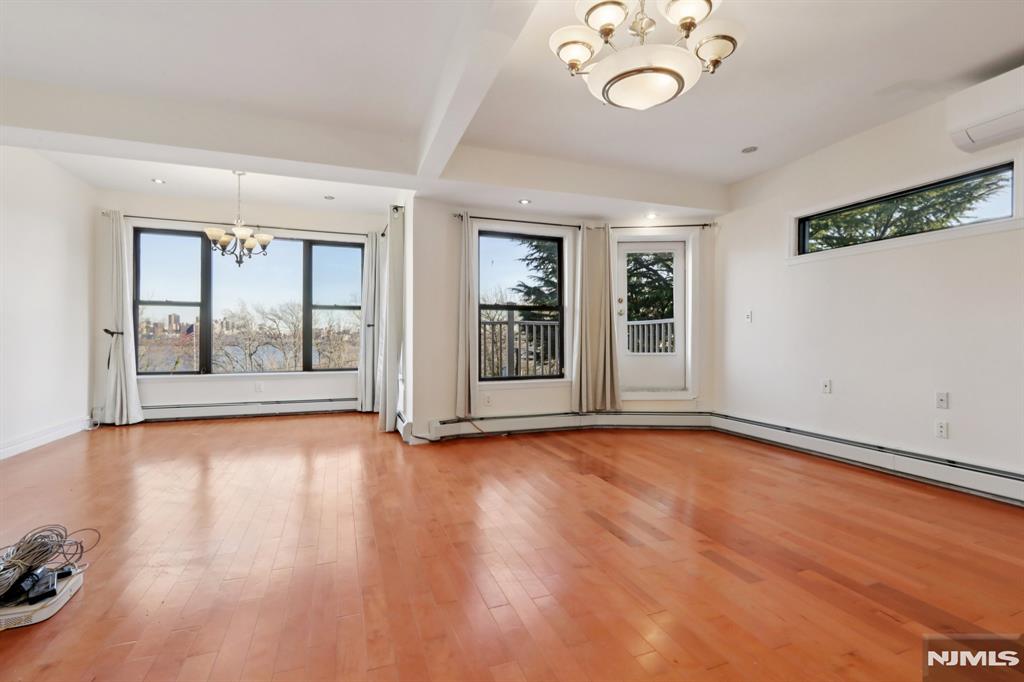 32 Hudson Terrace 2